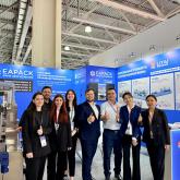 Сотрудники и партнеры компании Ист-Пак на выставке Rosupack 2025